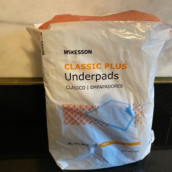 Home- Disposable UnderPads (23” x 36”) Light Absorbent Classic Plus - Picture 2 of 16